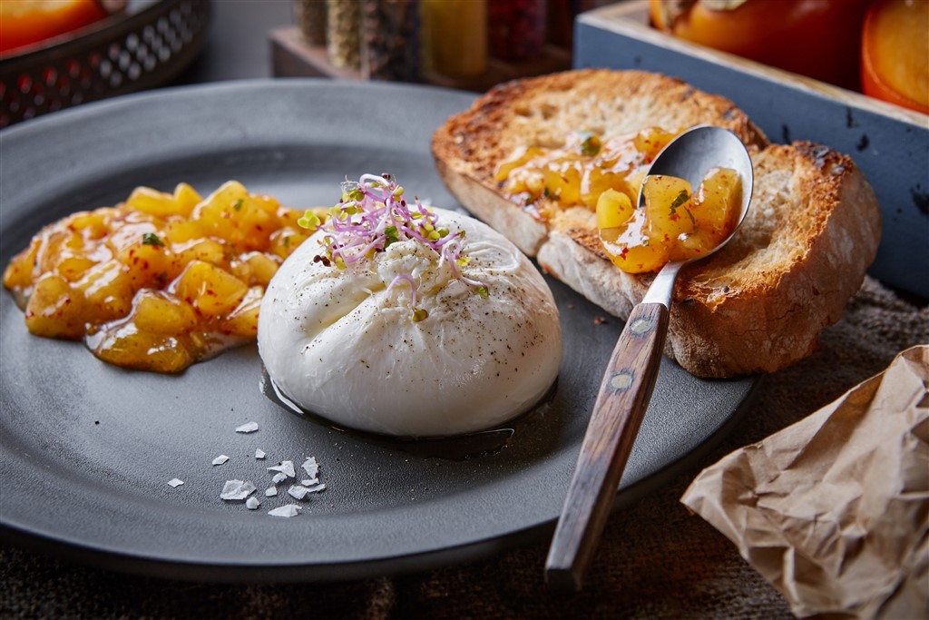 Quali sono gli Abbinamenti Perfetti tra Formaggio e Confetture per Deliziare i Clienti? Rispondono i Food Blogger